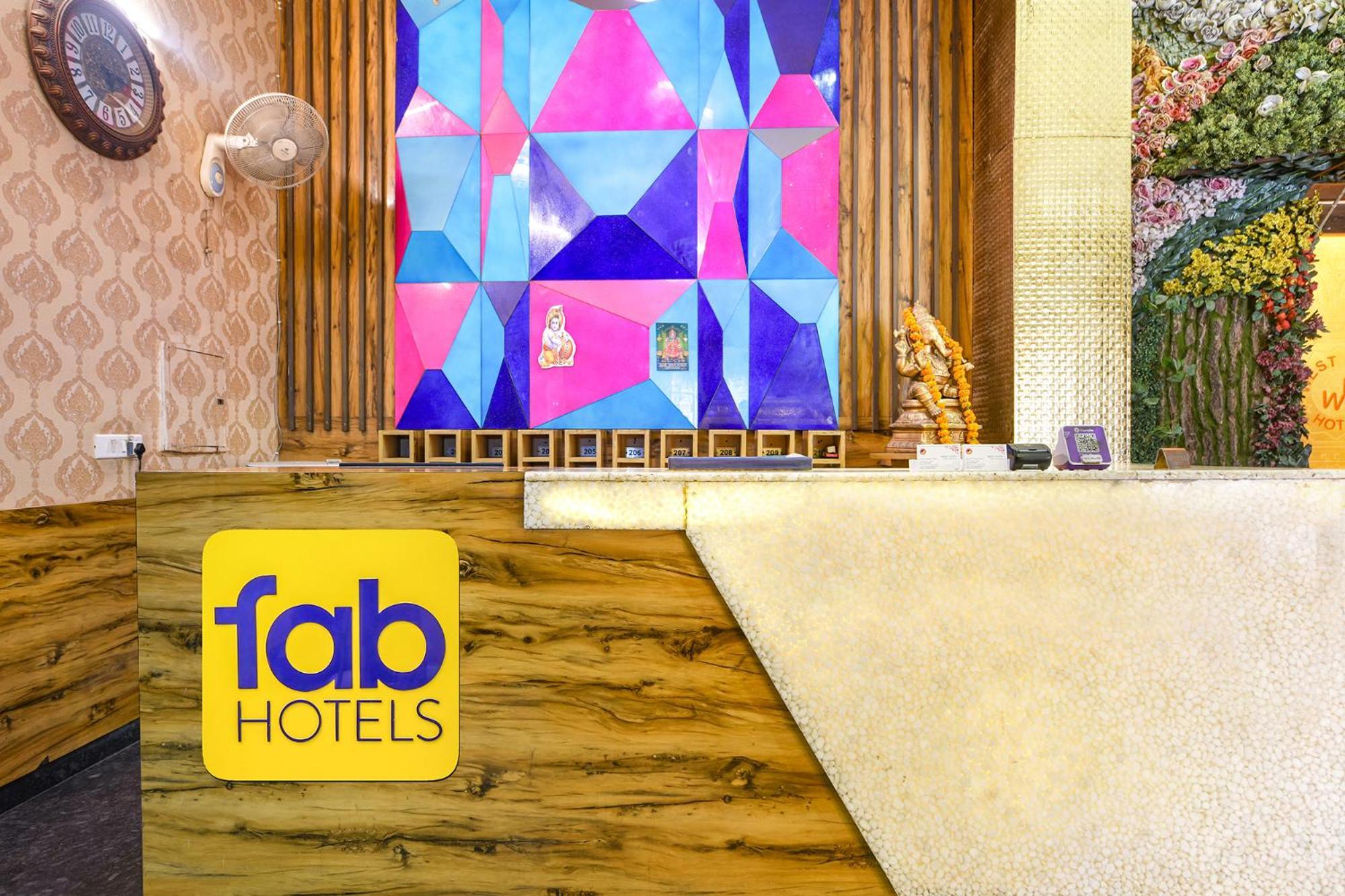 Fabhotel West View Ghaziabad Eksteriør billede