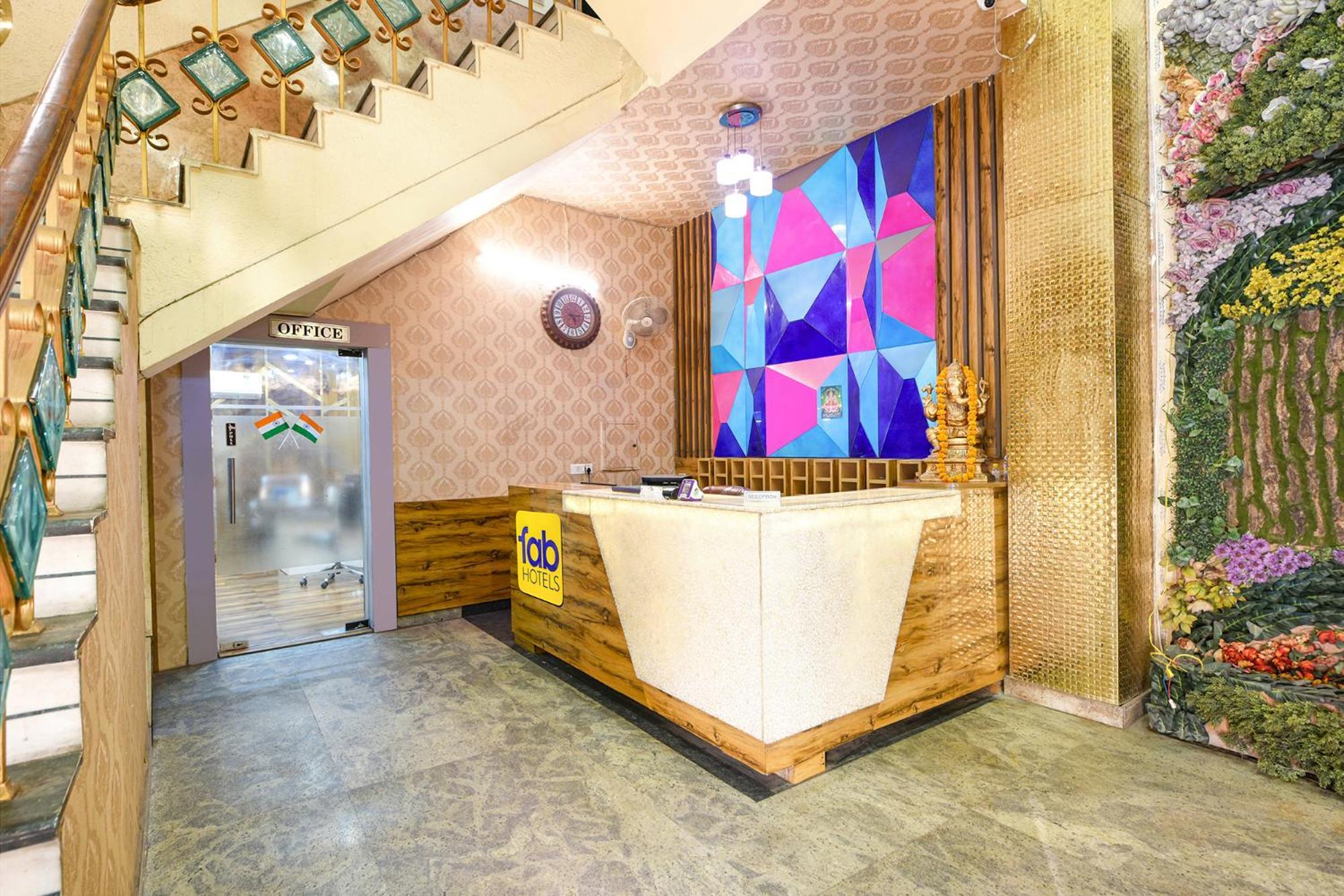 Fabhotel West View Ghaziabad Eksteriør billede